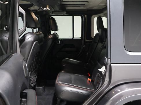 Used 2019 Jeep Wrangler Unlimited Rubicon image 15