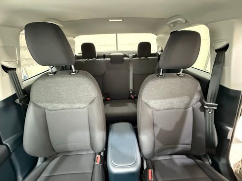 New 2025 Ford Maverick XL w/ Equipment Group 102A image 27