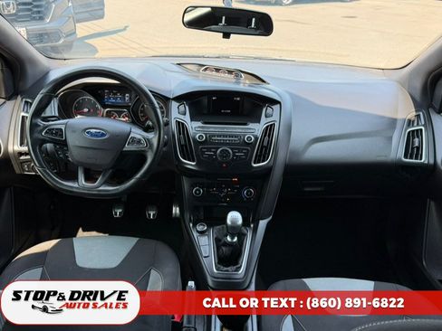 Used 2015 Ford Focus ST FWD image 10