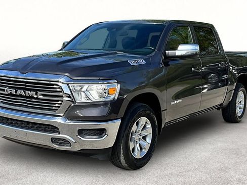 Used 2024 RAM 1500 Laramie AWD/4WD image 12