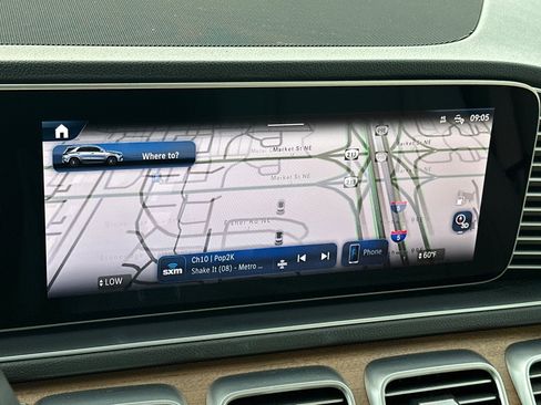 Used 2024 Mercedes-Benz GLE 450 4MATIC image 18