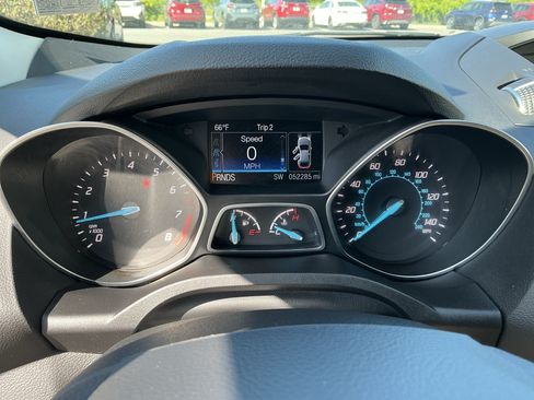 Used 2016 Ford Escape SE AWD/4WD image 15