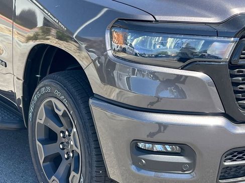 New 2026 RAM 1500 Express AWD/4WD image 12