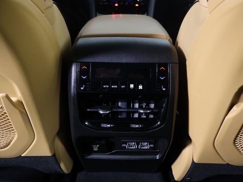 Used 2022 Jeep Grand Cherokee Summit w/ Adv Protech Group IV image 24