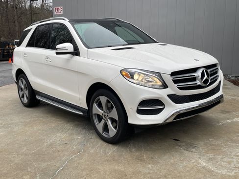 Used 2017 Mercedes-Benz GLE 350 4MATIC image 4