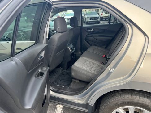Used 2018 Chevrolet Equinox LT image 34