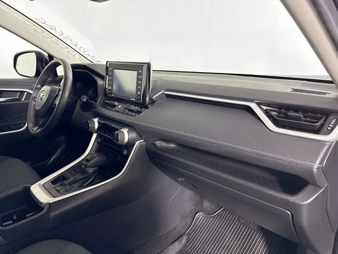 Certified 2022 Toyota RAV4 XLE image 25