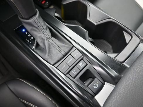 Certified 2025 Toyota Camry SE image 18