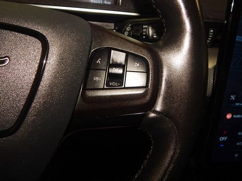 Used 2022 Ford Mustang Mach-E Select image 26