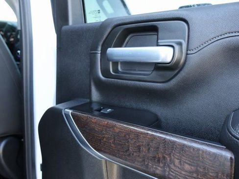 Used 2020 GMC Sierra 2500 Denali w/ Denali Ultimate Package image 13