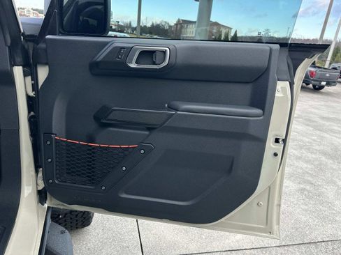 New 2025 Ford Bronco Raptor image 14