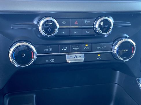 New 2026 Ford F150 XLT w/ XLT Chrome Appearance Package image 25