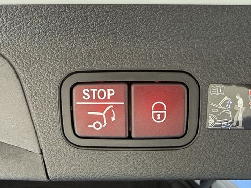 New 2026 Mercedes-Benz GLS 63 AMG 4MATIC image 13