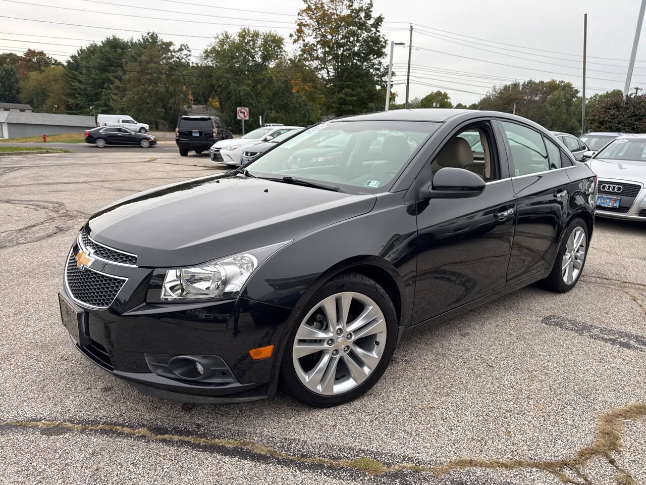 Used 2012 Chevrolet Cruze LTZ FWD image 2