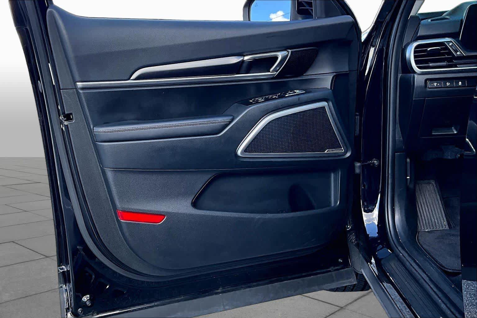 Used 2024 Kia Telluride S w/ S Sunroof Package FWD image 22