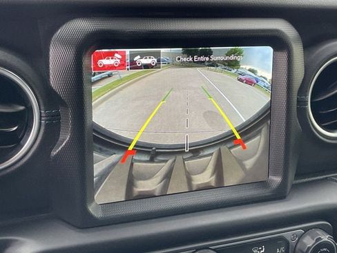 Used 2021 Jeep Wrangler Unlimited Rubicon 4xe w/ Steel Bumper Group AWD/4WD image 18
