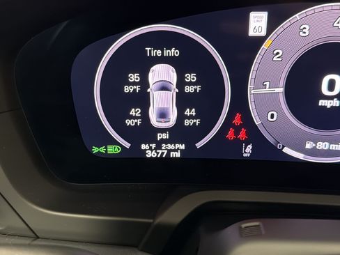 Certified 2025 Porsche 911 Carrera T RWD image 18
