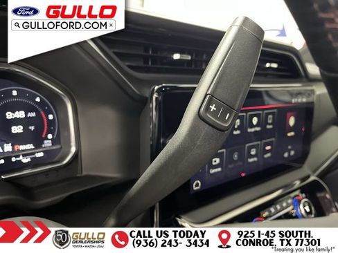 Used 2025 GMC Sierra 2500 AT4X AWD/4WD image 30