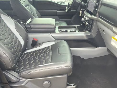 New 2025 Ford F150 XLT w/ Equipment Group 301A Standard image 12