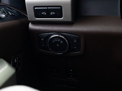 Used 2019 Ford F350 King Ranch w/ King Ranch Ultimate Package image 13