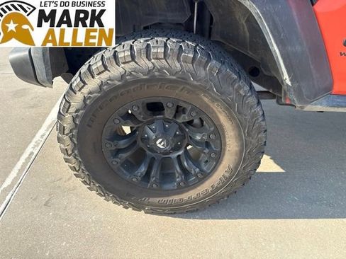 Used 2018 Jeep Wrangler Unlimited Sport S AWD/4WD image 7