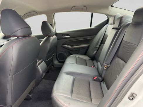 Used 2023 Nissan Altima 2.5 SR FWD image 28