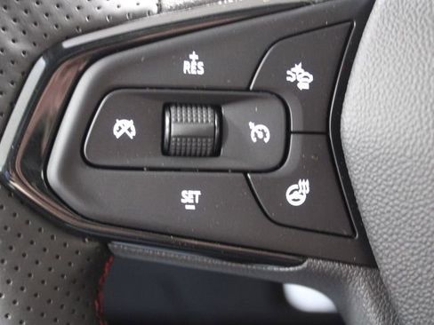 New 2026 Chevrolet Trax RS w/ Sunroof Package FWD image 34