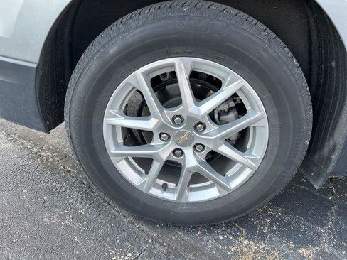 Used 2024 Chevrolet Equinox LT image 29