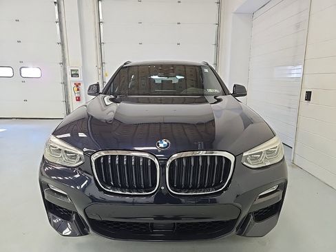 Used 2019 BMW X4 xDrive30i w/ Executive Package image 2