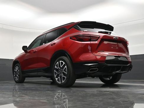 Used 2025 Chevrolet Blazer RS FWD image 23