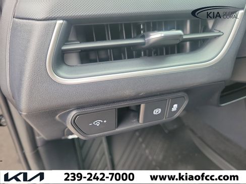 New 2026 Kia K4 FWD image 25