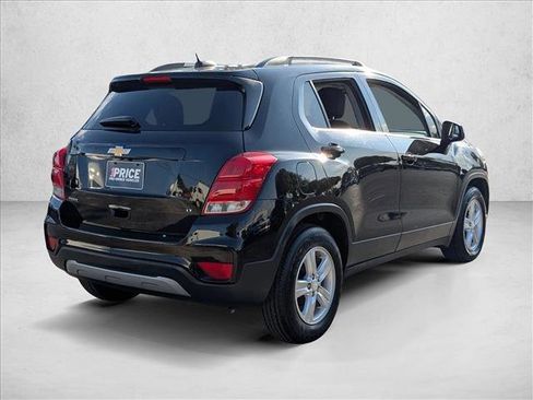 Used 2018 Chevrolet Trax LT FWD image 5