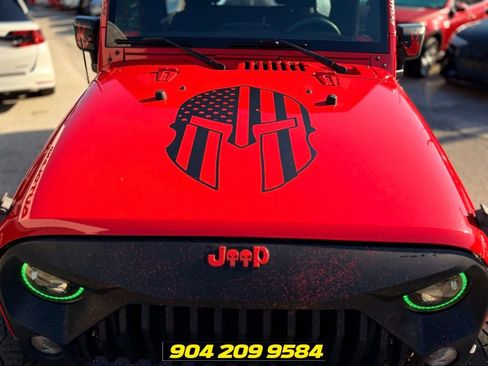 Used 2018 Jeep Wrangler Unlimited Sport AWD/4WD image 16