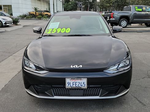 Used 2024 Kia EV6 Light image 27