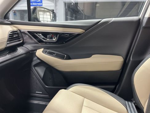 Used 2023 Subaru Outback Limited image 16