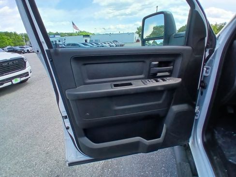 New 2026 RAM 2500 Tradesman AWD/4WD image 9