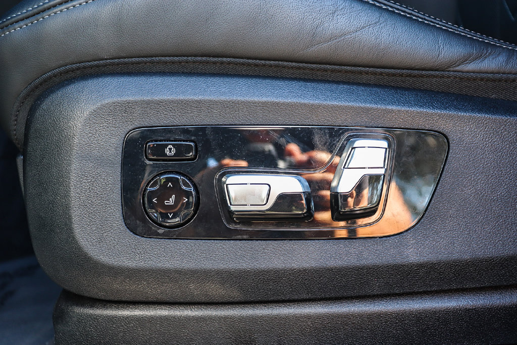Used 2025 BMW XM Label Red AWD/4WD image 20