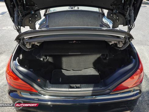 Used 2018 Mercedes-Benz SL 550 image 22