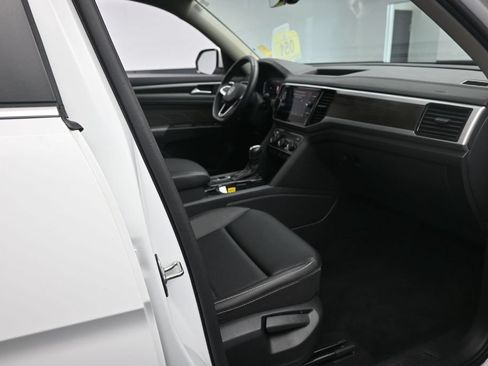 Used 2022 Volkswagen Atlas SE FWD image 28