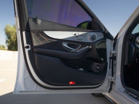 Used 2015 Mercedes-Benz C 63 AMG S image 31