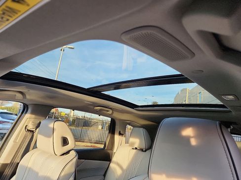 Certified 2025 Acura MDX SH-AWD w/ Advance Package image 16