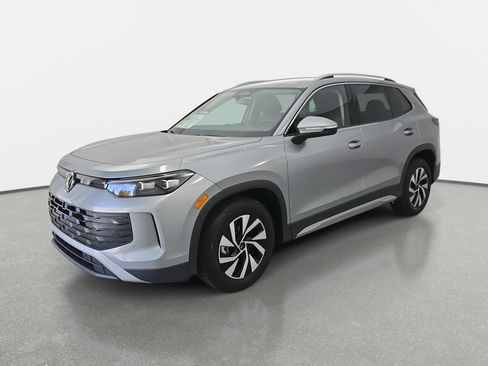 New 2026 Volkswagen Tiguan S image 7