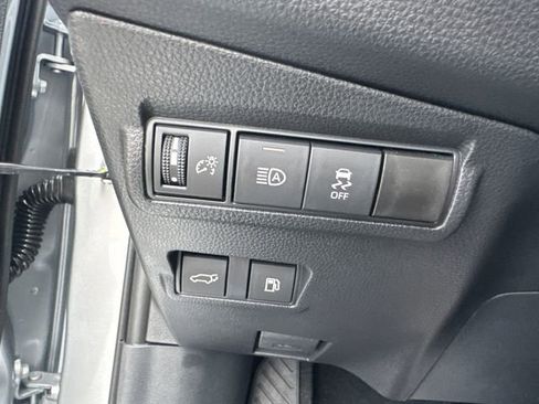 New 2026 Toyota Corolla Cross XSE image 23