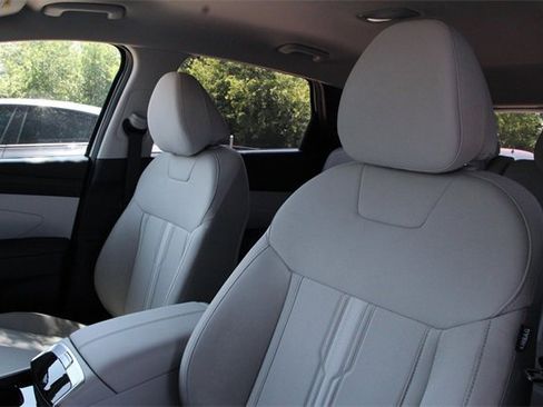 New 2026 Hyundai Tucson SEL image 10