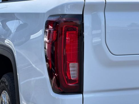 Used 2023 GMC Sierra 1500 Denali AWD/4WD image 47