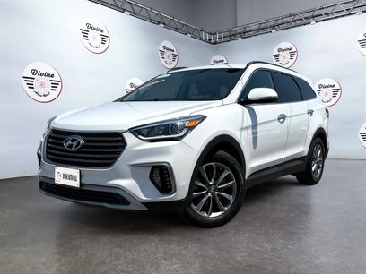Used 2018 Hyundai Santa Fe SE w/ SE Premium Package 02
