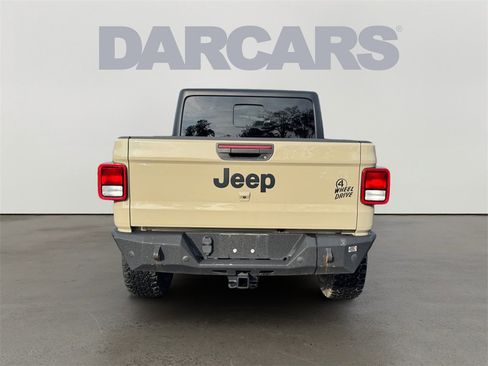 Used 2022 Jeep Gladiator Willys image 6