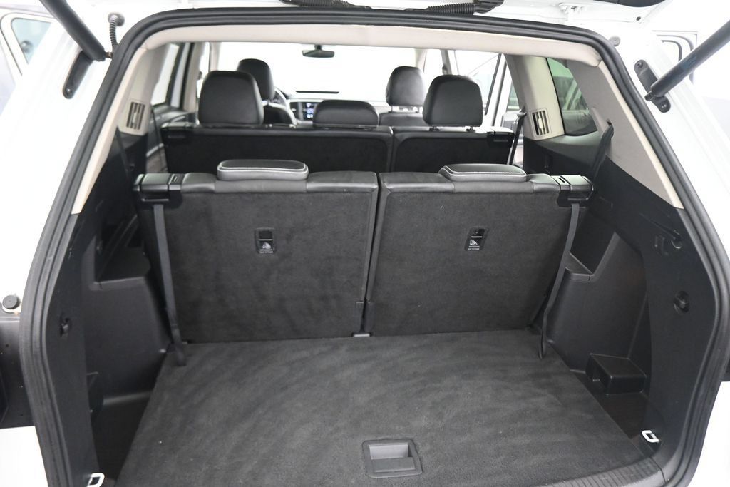 Used 2021 Volkswagen Atlas SE AWD/4WD image 40