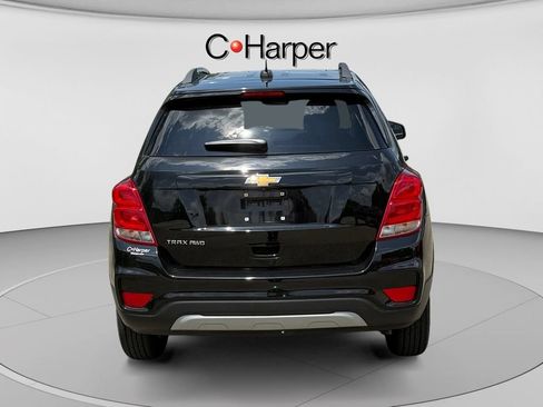 Used 2022 Chevrolet Trax LT w/ LT Convenience Package AWD/4WD image 4