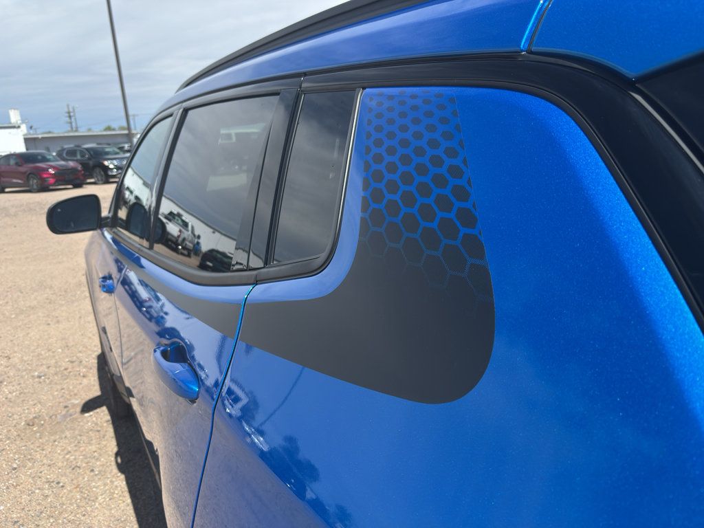 New 2026 Jeep Compass Latitude AWD/4WD image 11